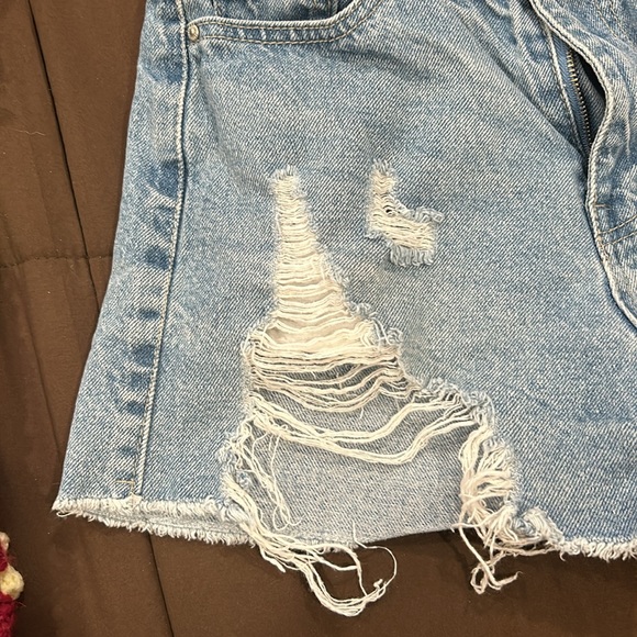 jean shorts - Picture 3 of 5